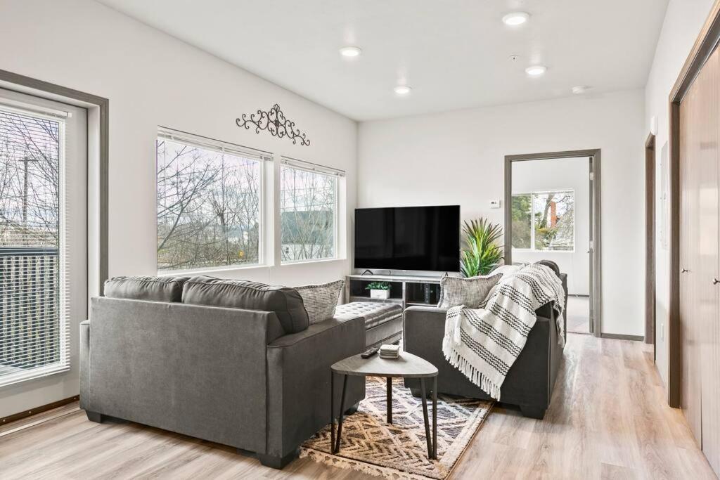 Spacious New 2 Bed 2 Bath Apt By Downtown Spokane Esterno foto